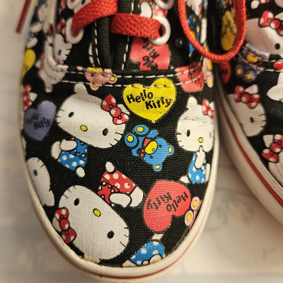 Hello Kitty Vans * - Picture 2 of 9